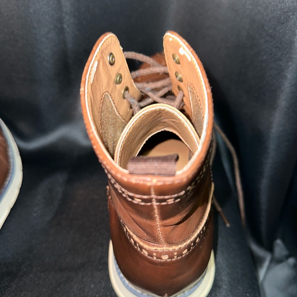Men's Brown Leather Boots - Picture 7 of 9